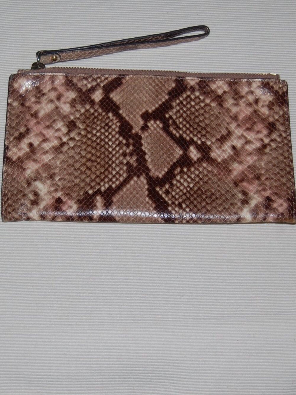 Michael Kors Snake Skin Pattern Wristlet Bag Good Preowned Condition